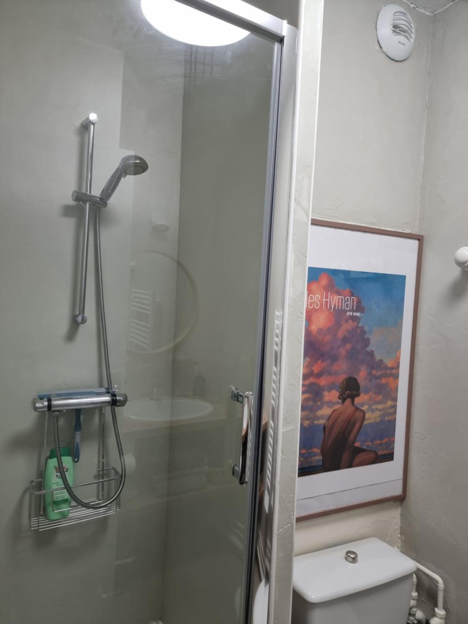 דינאר Studio, Balcon Et Acces Direct Page מראה חיצוני תמונה
